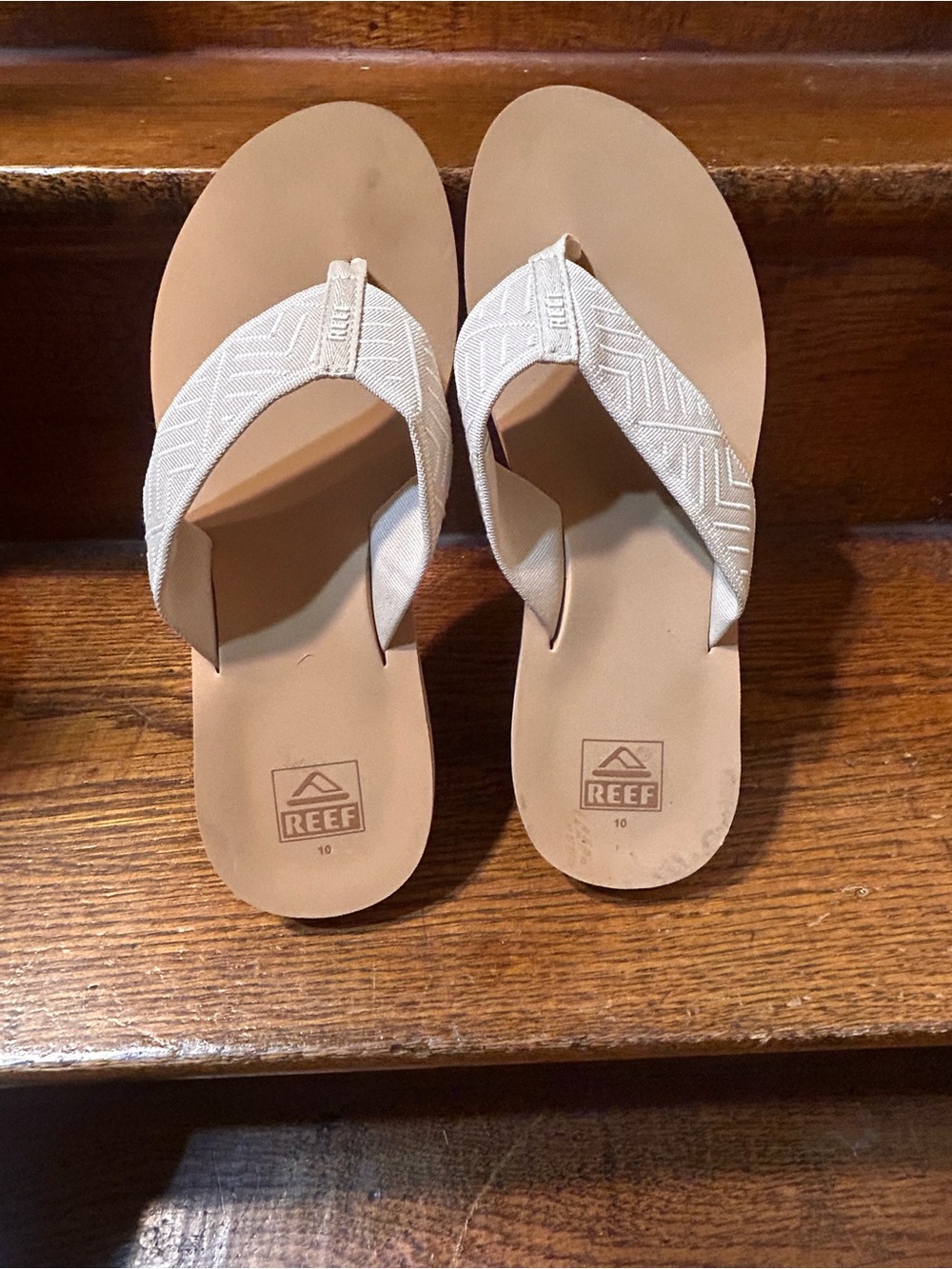 Reef Women's White Strappy Flip Flops with Tan Footbed